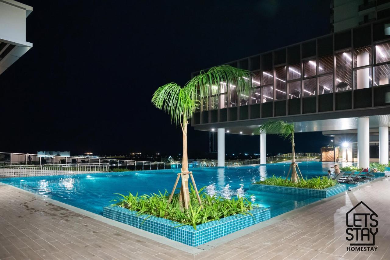 Luxury Couple Suites L Free Netflix L Massage Chair L Bathtub L Wifi 200Mbps L Town Area Bali Residence Malacca Kültér fotó