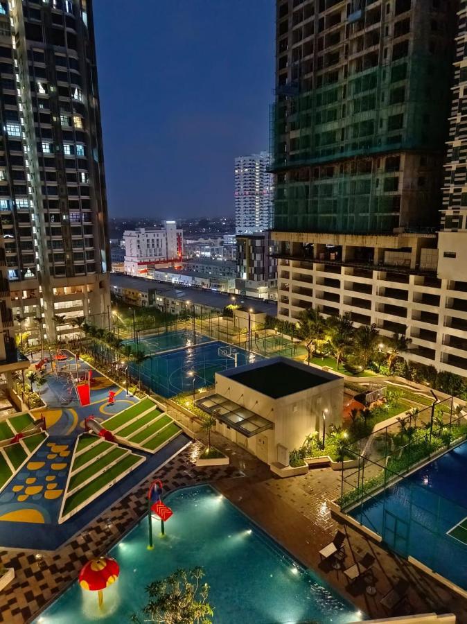 Luxury Couple Suites L Free Netflix L Massage Chair L Bathtub L Wifi 200Mbps L Town Area Bali Residence Malacca Kültér fotó