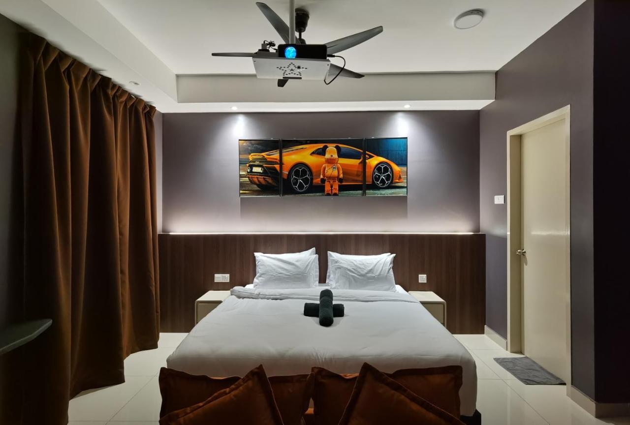 Luxury Couple Suites L Free Netflix L Massage Chair L Bathtub L Wifi 200Mbps L Town Area Bali Residence Malacca Szoba fotó