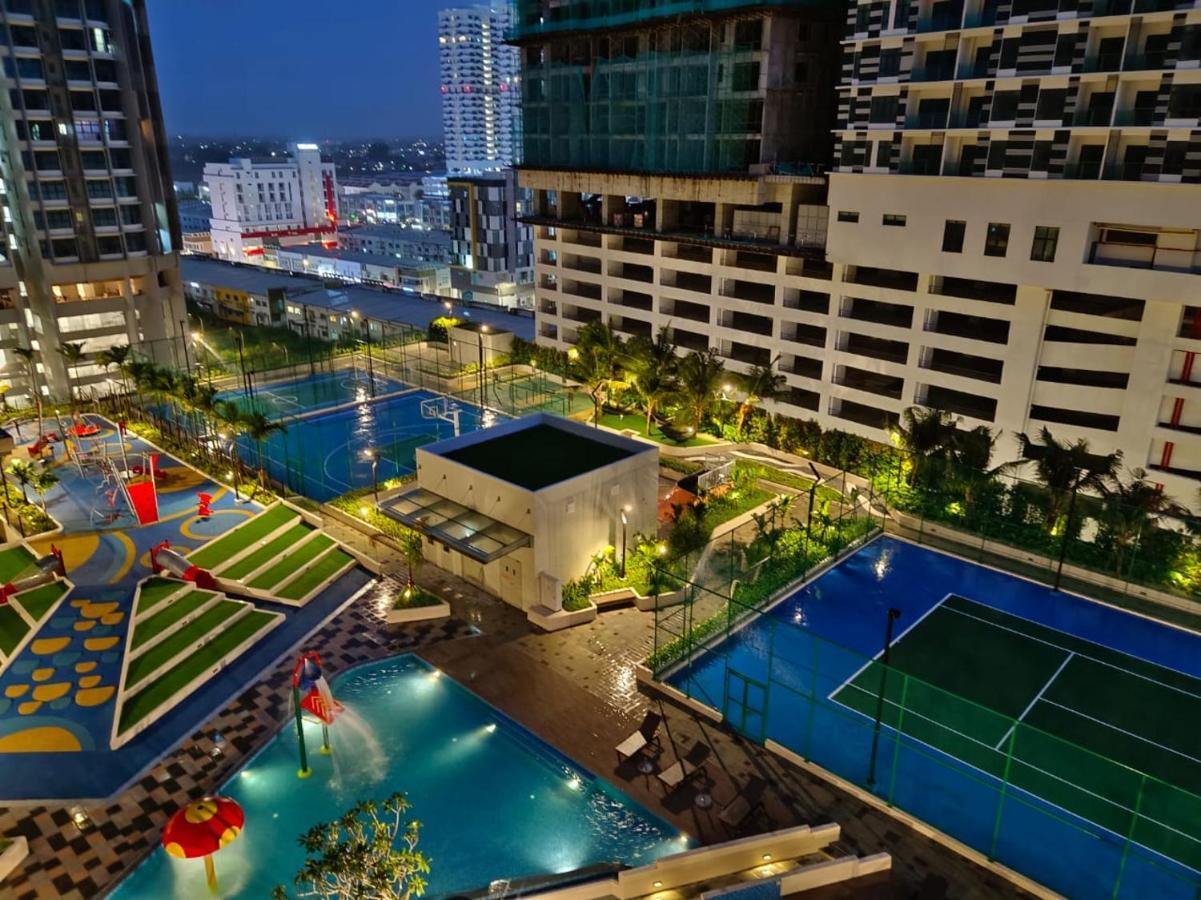 Luxury Couple Suites L Free Netflix L Massage Chair L Bathtub L Wifi 200Mbps L Town Area Bali Residence Malacca Kültér fotó