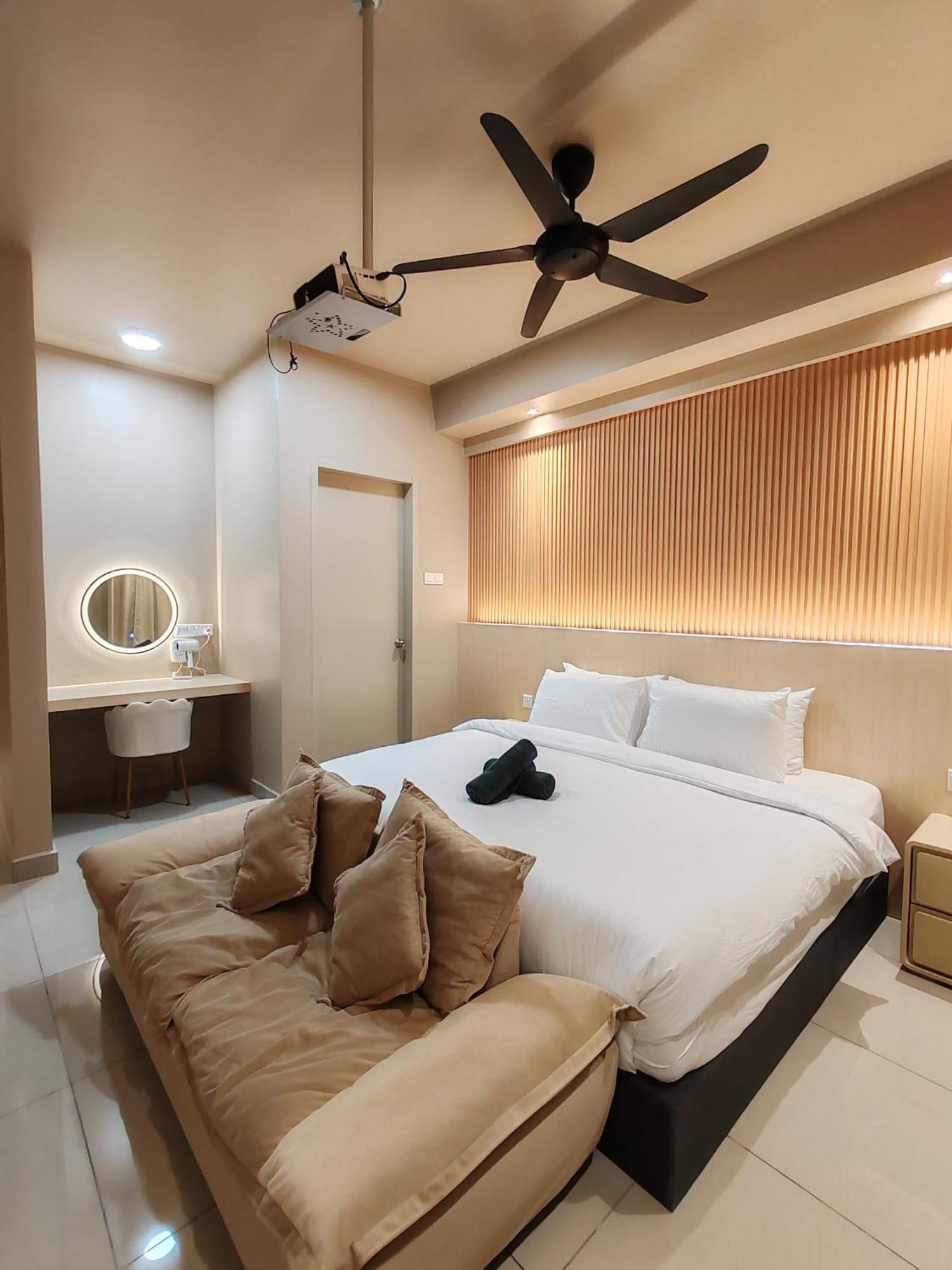 Luxury Couple Suites L Free Netflix L Massage Chair L Bathtub L Wifi 200Mbps L Town Area Bali Residence Malacca Kültér fotó