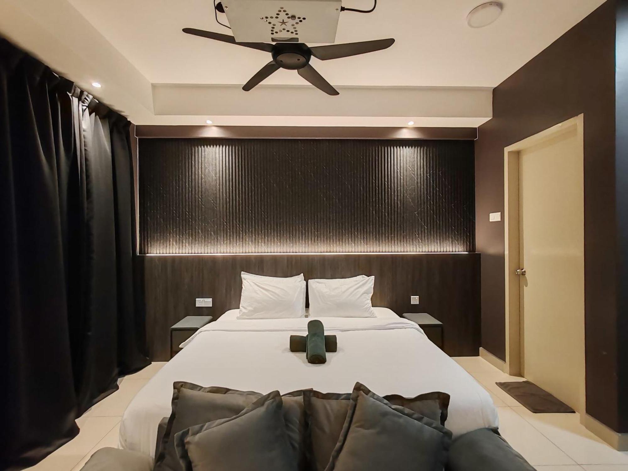 Luxury Couple Suites L Free Netflix L Massage Chair L Bathtub L Wifi 200Mbps L Town Area Bali Residence Malacca Kültér fotó